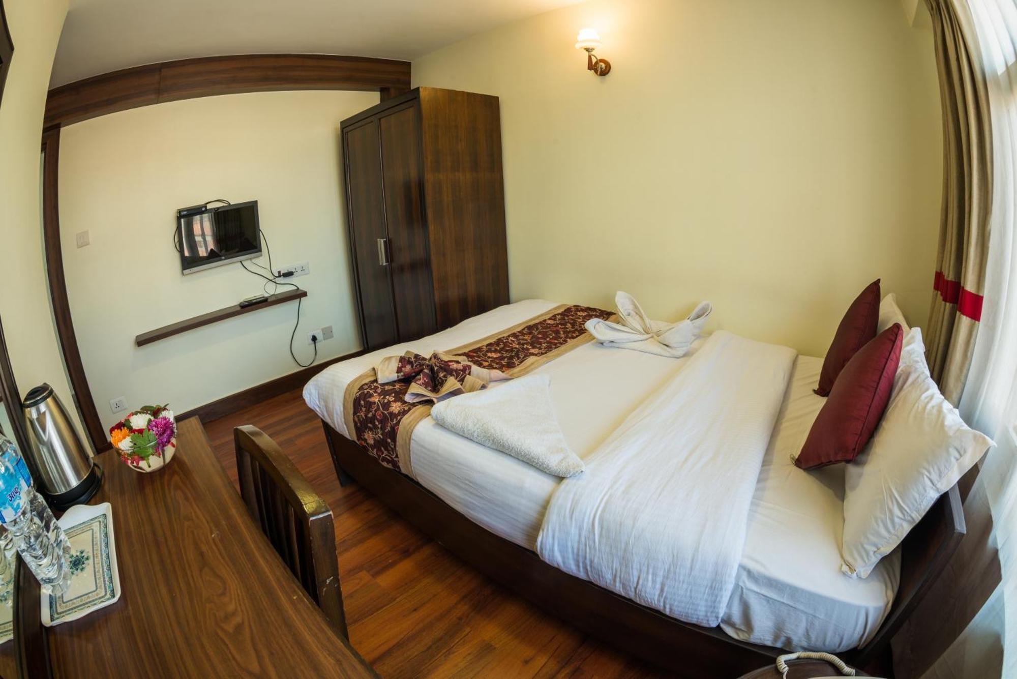 Hotel Yambu Катманду Экстерьер фото